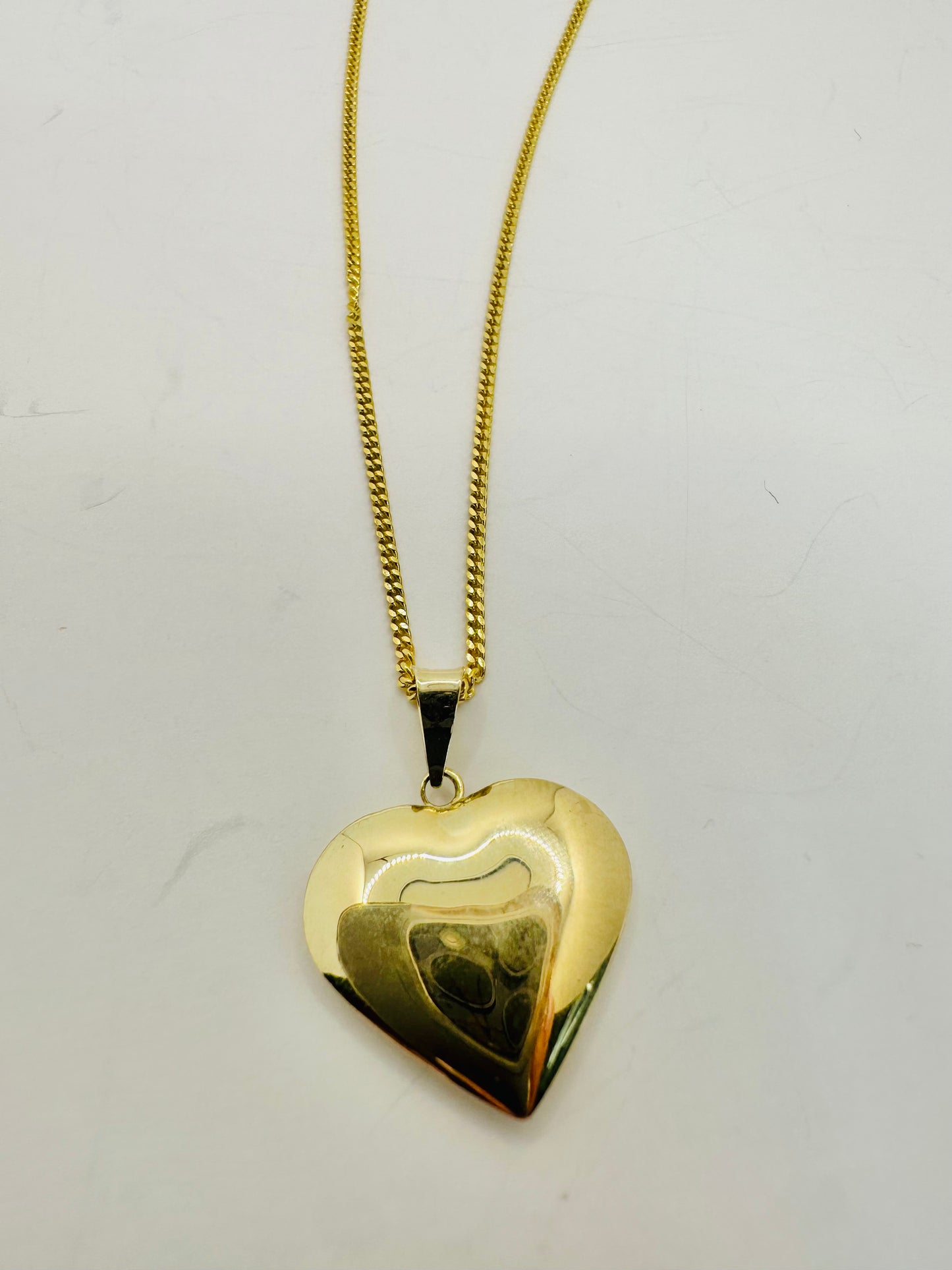 Cadena sixe 18 con dije corazón 10 k