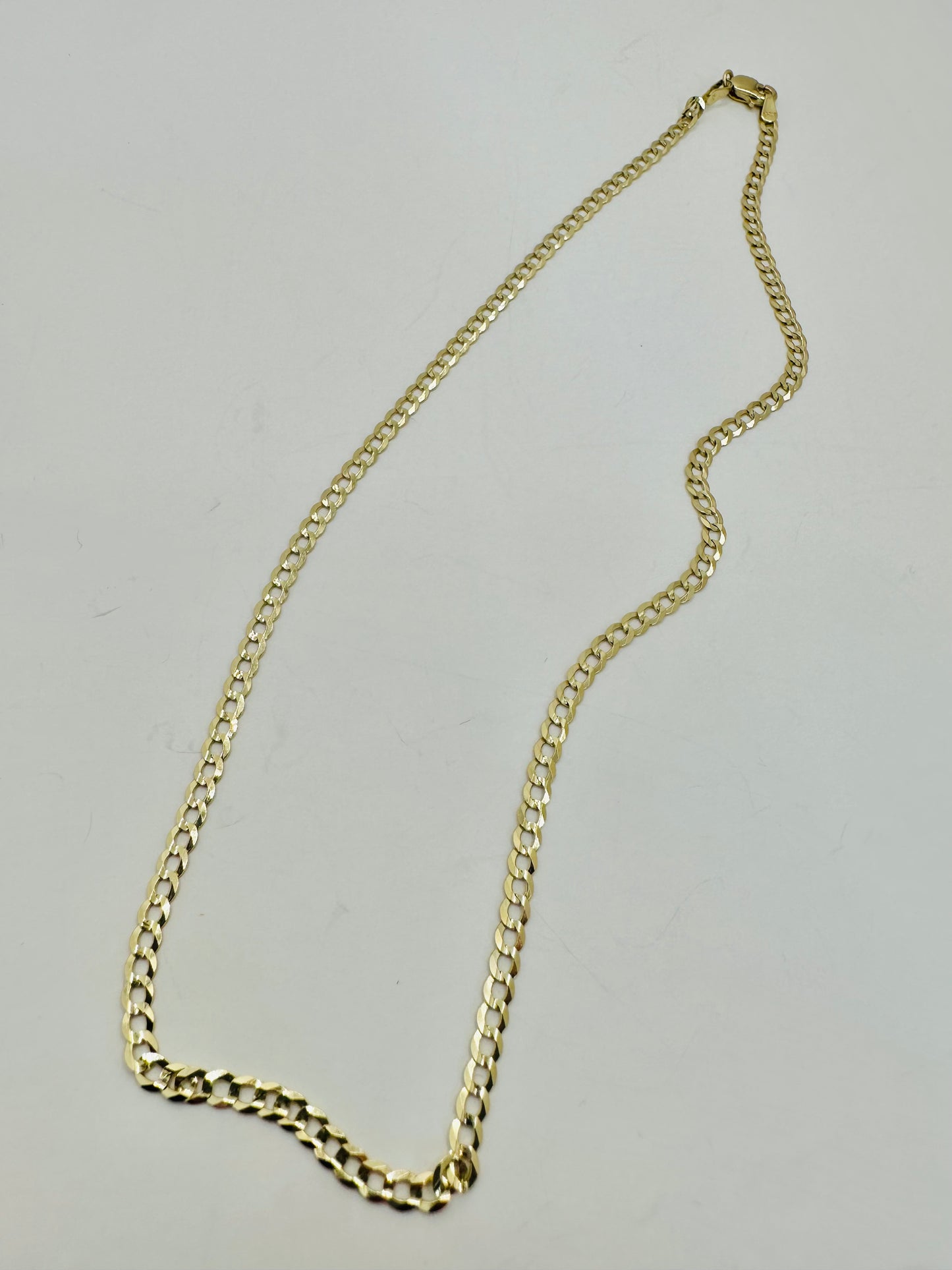 Cadena 10 k cuban American sixe 16