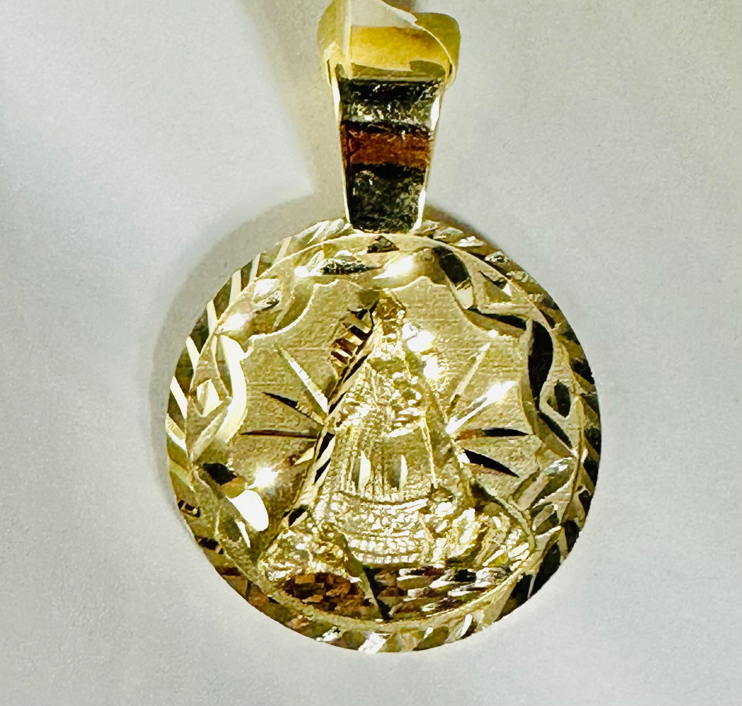 Medalla de la caridad 10 k