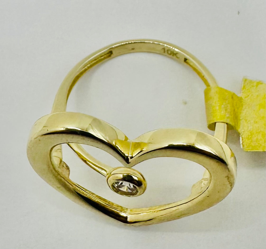 Anillo corazón 10 k sixe 8
