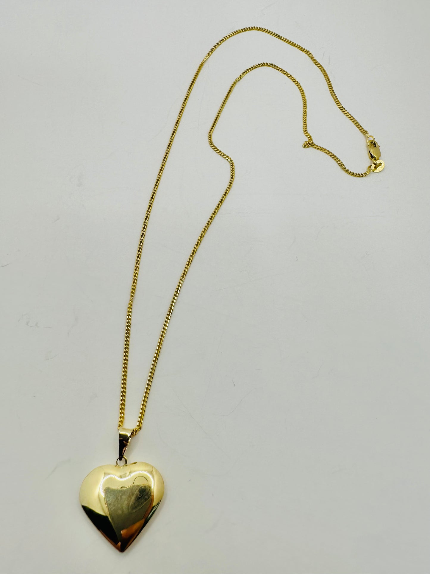 Cadena sixe 18 con dije corazón 10 k